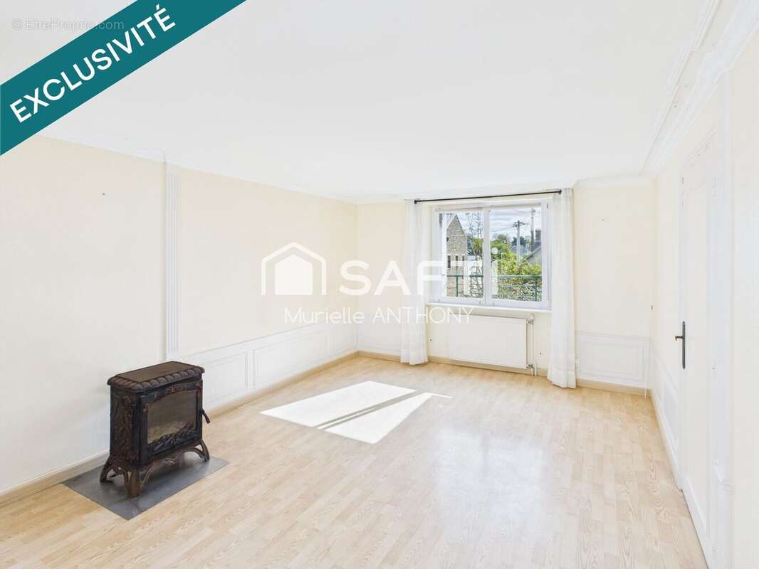 Photo 4 - Appartement à LANDIVISIAU