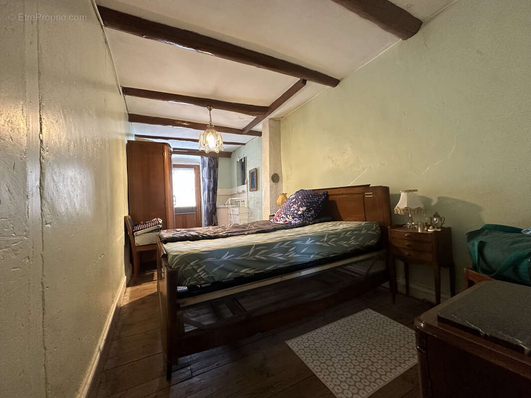 Maison à SAINT-GEORGES-D&#039;AURAC