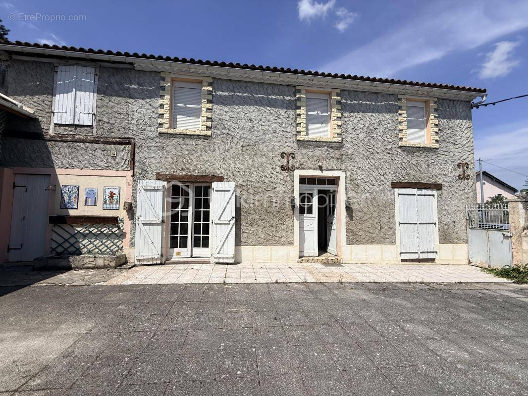 Maison à MAUBOURGUET