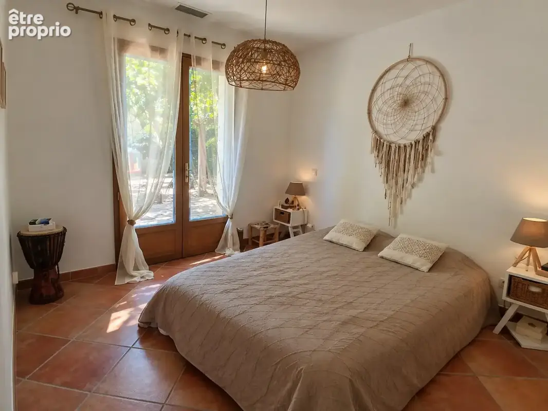 PORTIRAGNES- Villa 4 faces de plain-pied – 5 chambres, piscine et jardin intimiste - photo 9