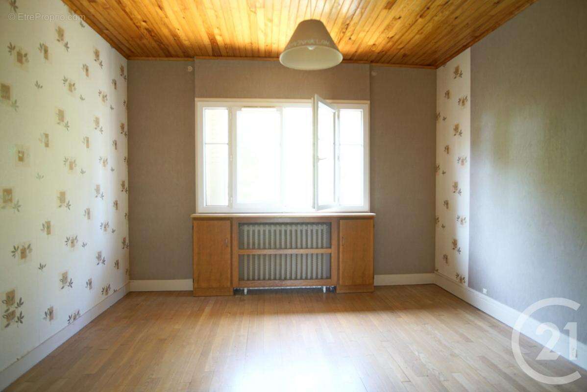 Maison à BONNEUIL-SUR-MARNE