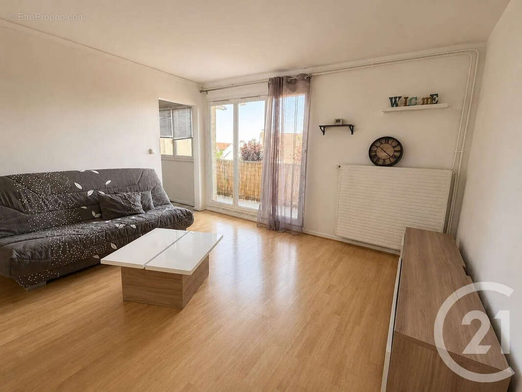 Appartement à LE PLESSIS-BELLEVILLE