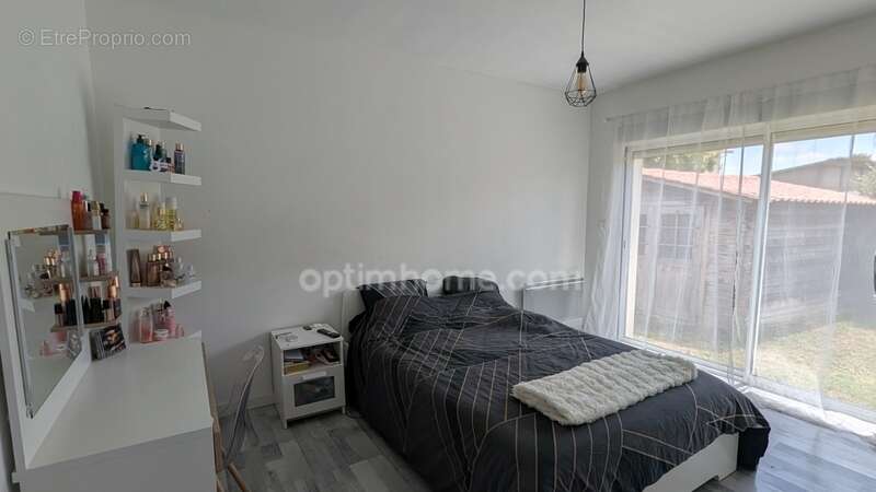 Maison familiale 127m² - 4 chambres - Terrain 1200m² - Piscine - photo 3