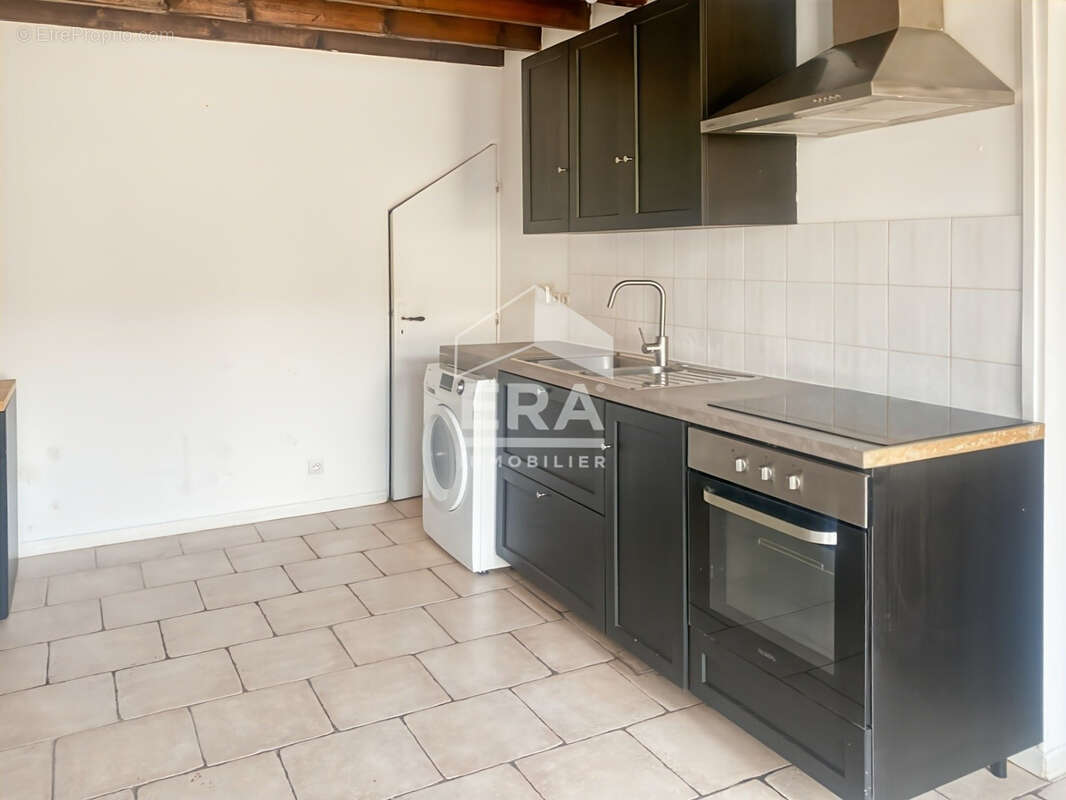 Appartement à VERT-SAINT-DENIS