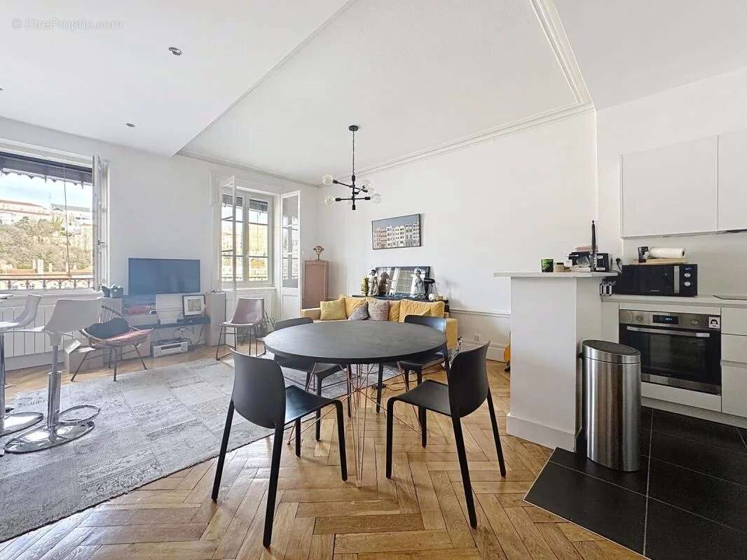 Appartement à LYON-5E