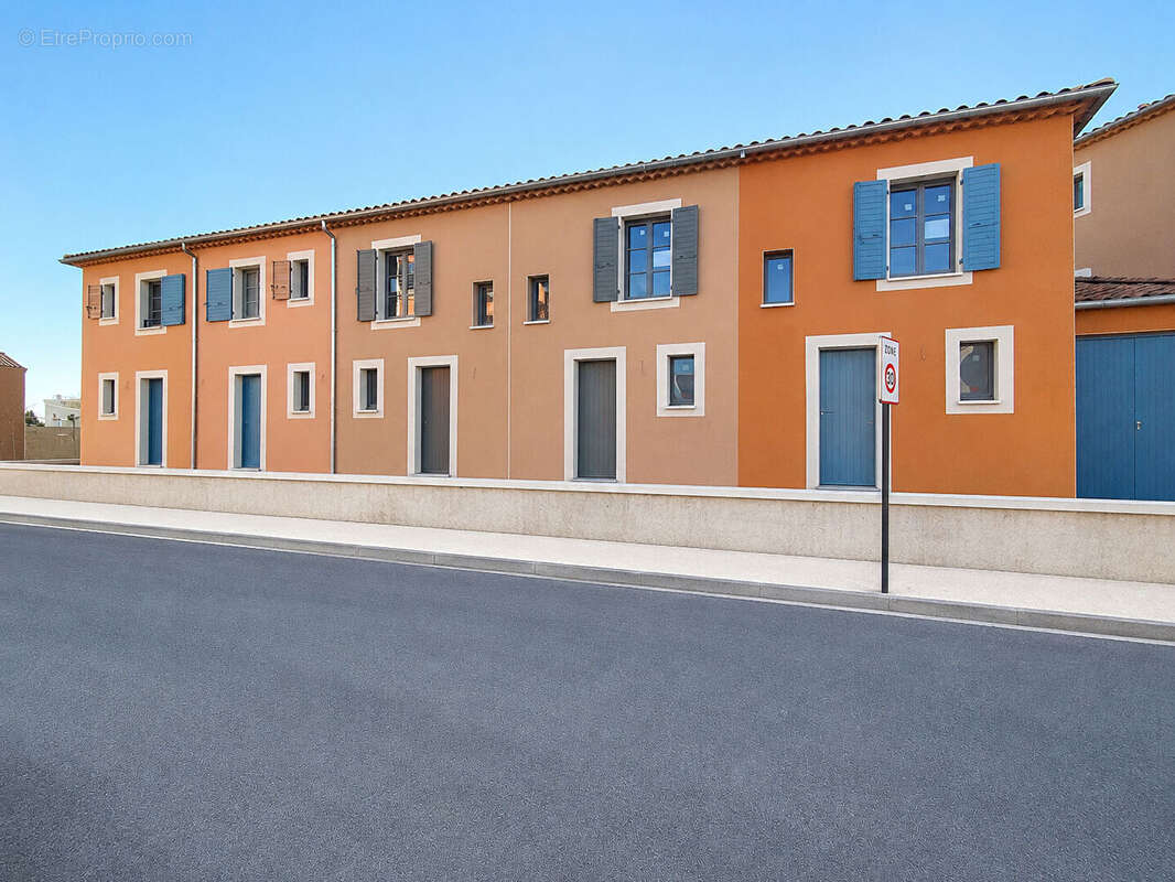 Maison à SARRIANS