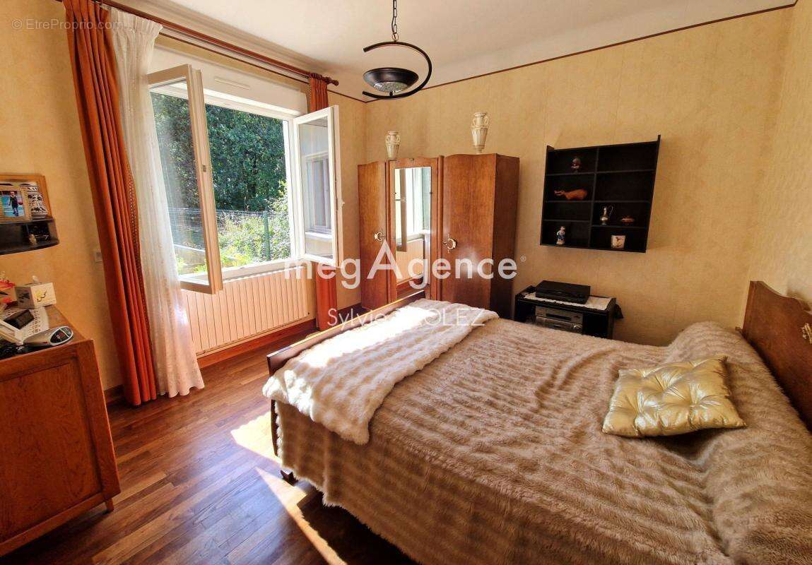 Maison trois chambres, garage,1400 m² de terrain à Olonne sur Mer - photo 6