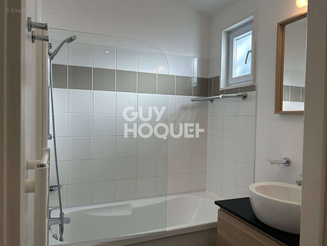 Maison à PARENTIS-EN-BORN