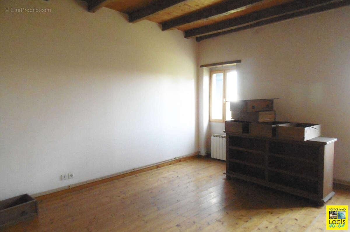 Maison à SAINTE-MARIE-DE-GOSSE