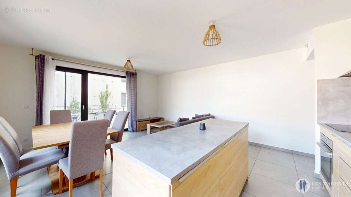 Appartement Grenoble T3 65m2 terrasse + garage - photo 3
