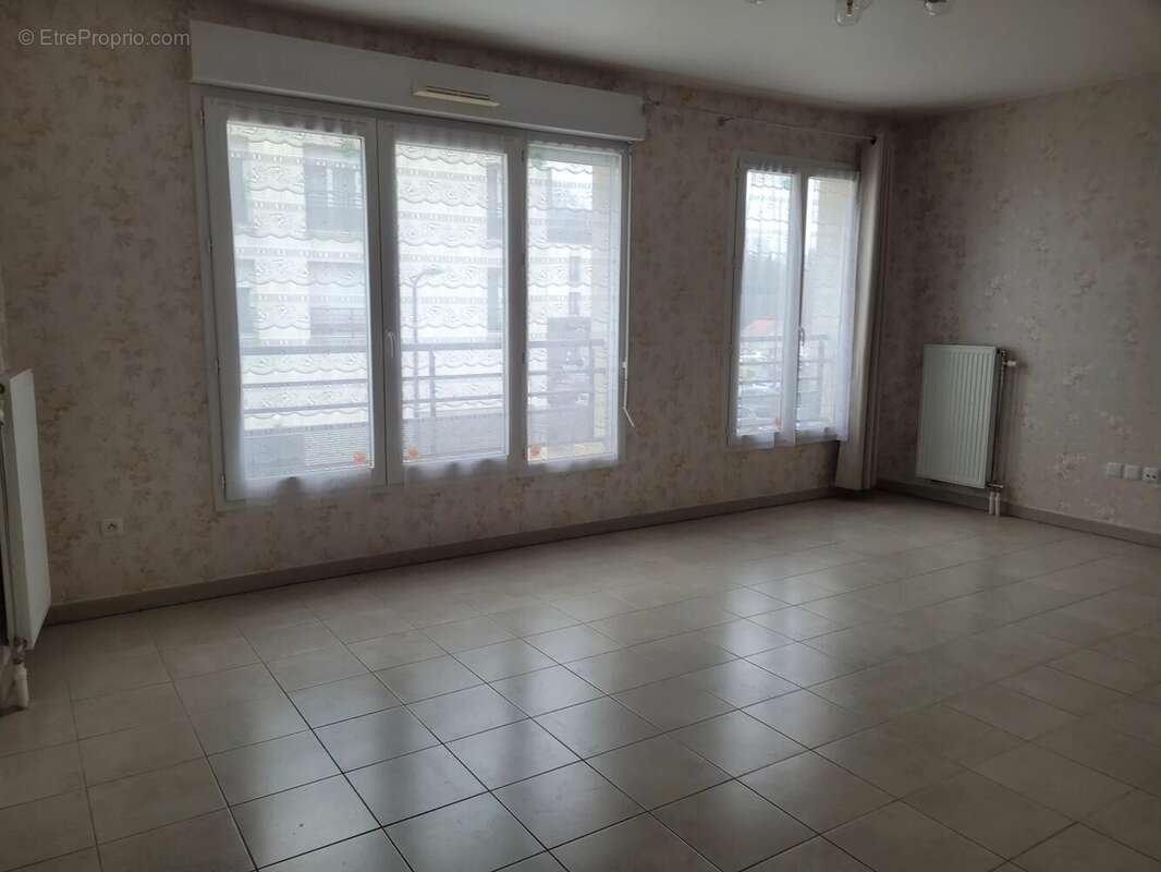 Appartement à MANTES-LA-JOLIE