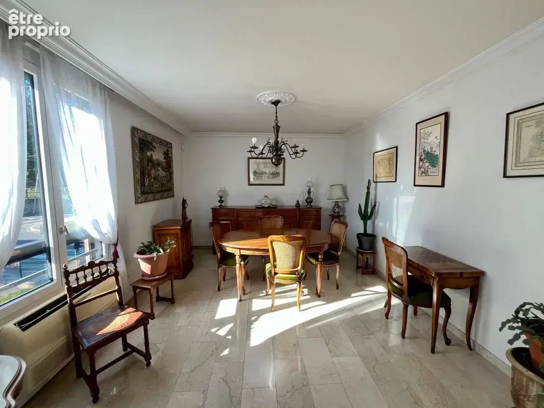 Appartement T5 avec terrasse de 15 m² et garage double - photo 3