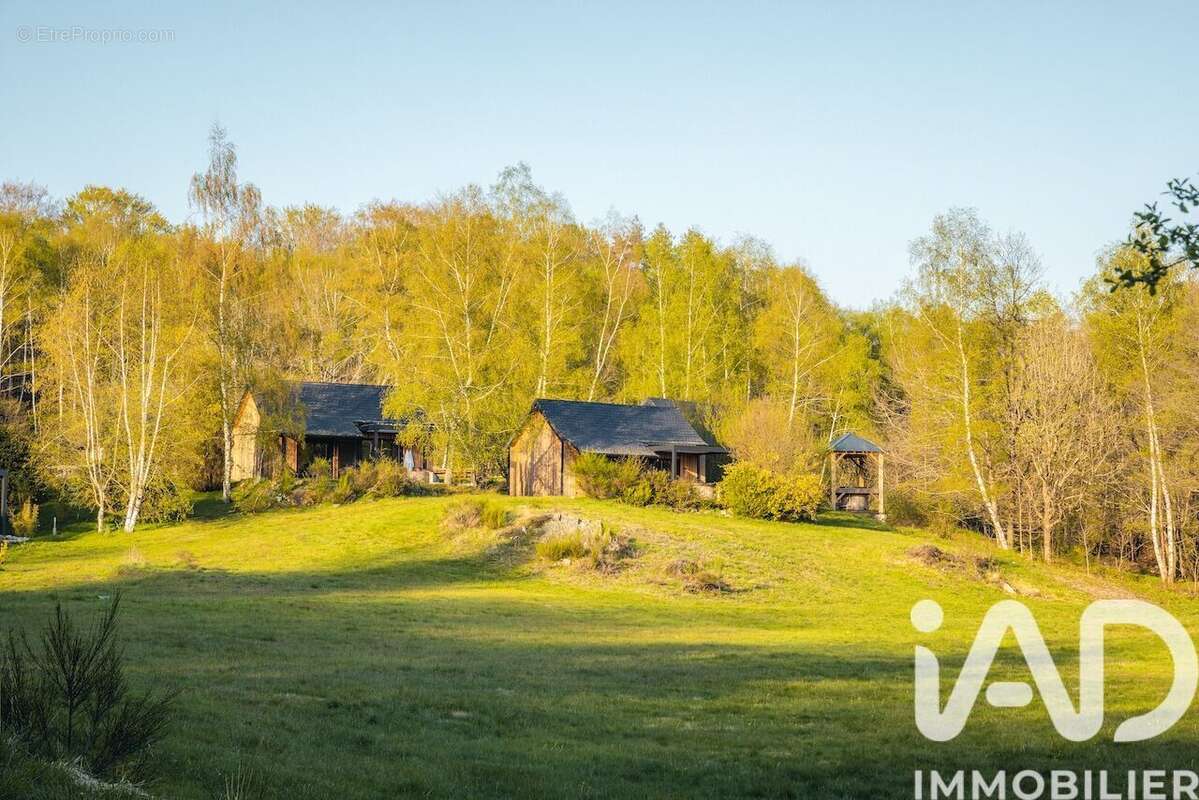 Photo 2 - Maison à CHAMPS-SUR-TARENTAINE-MARCHAL