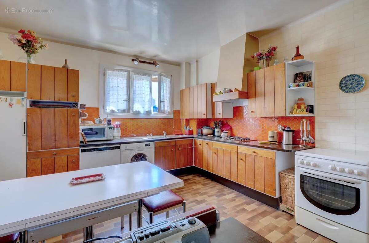 Appartement à LYON-6E