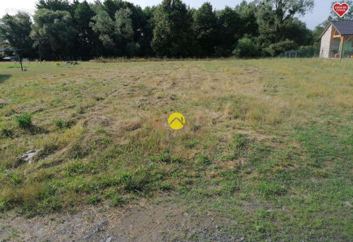 Terrain à DORNES