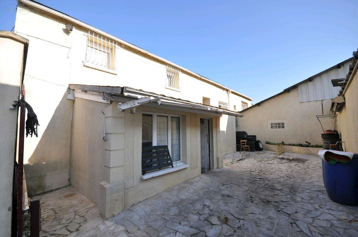 Appartement à BOISSY-SOUS-SAINT-YON