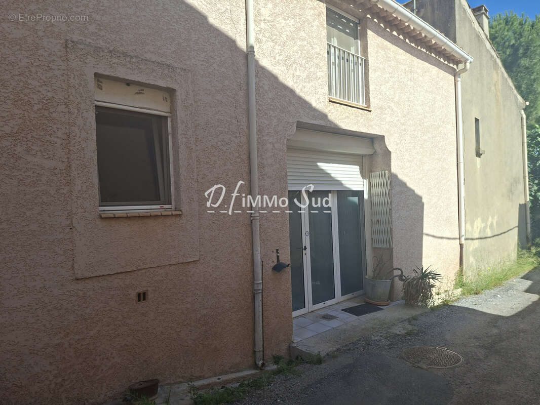 Maison à OUVEILLAN