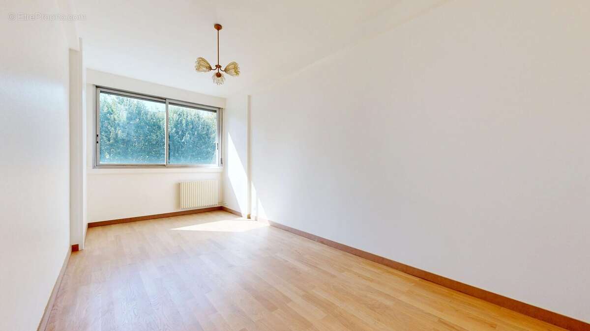 Appartement à LYON-8E