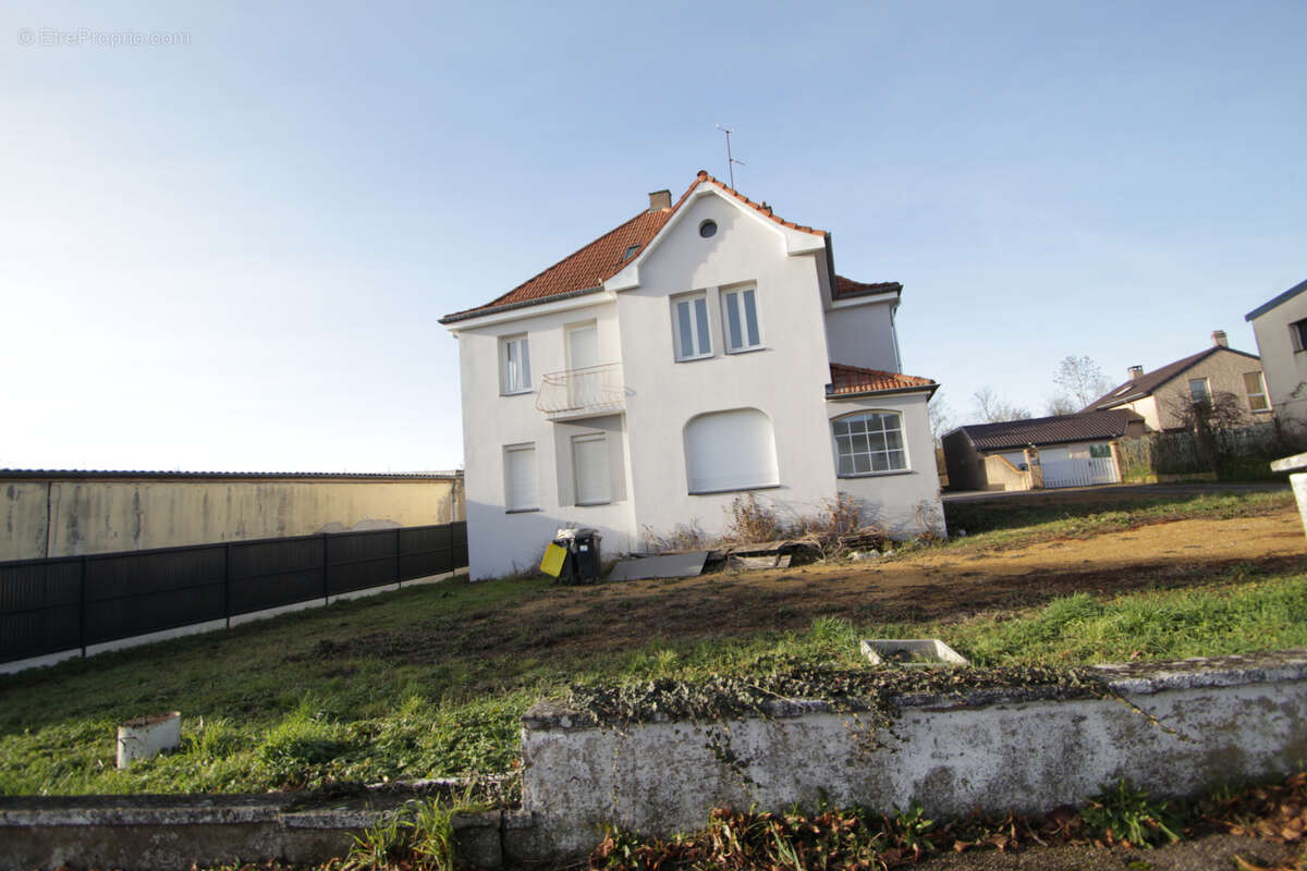 Appartement à PELTRE
