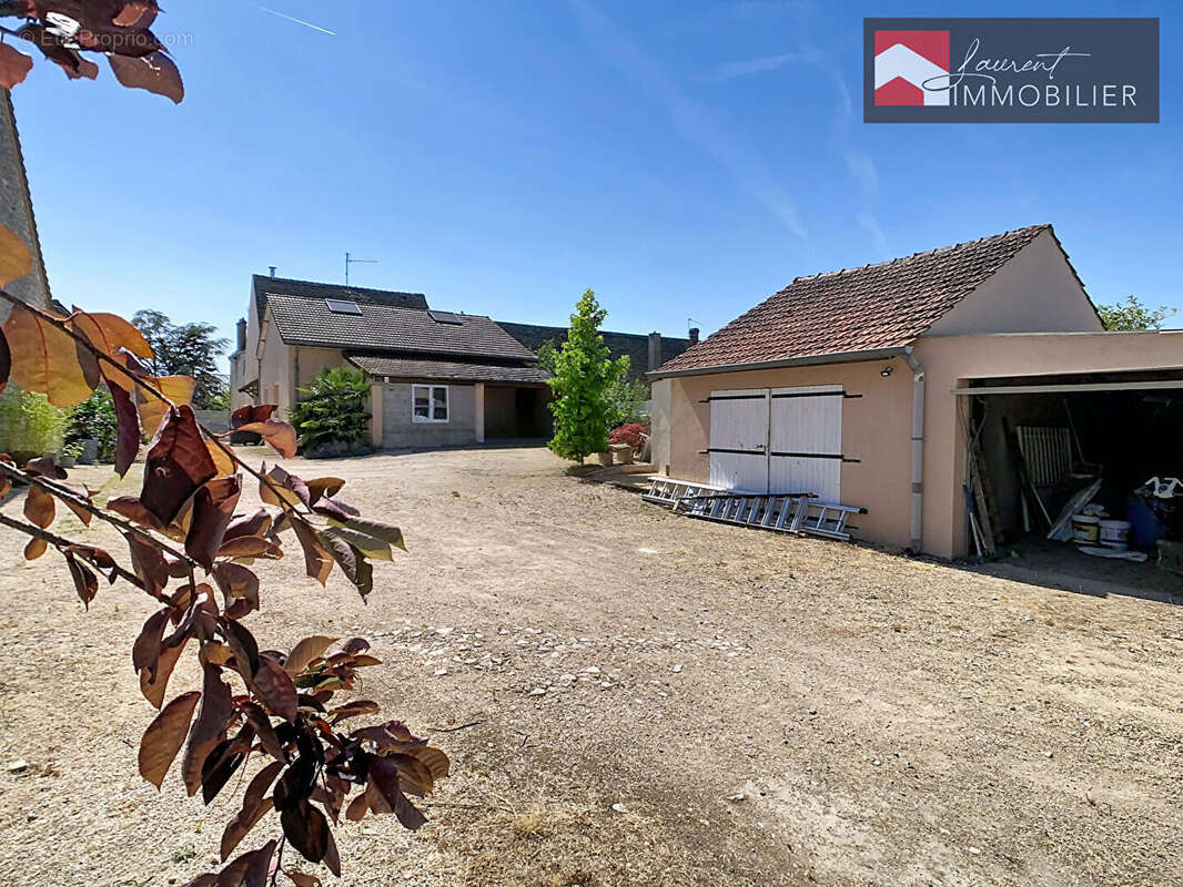 Maison à EPERVANS