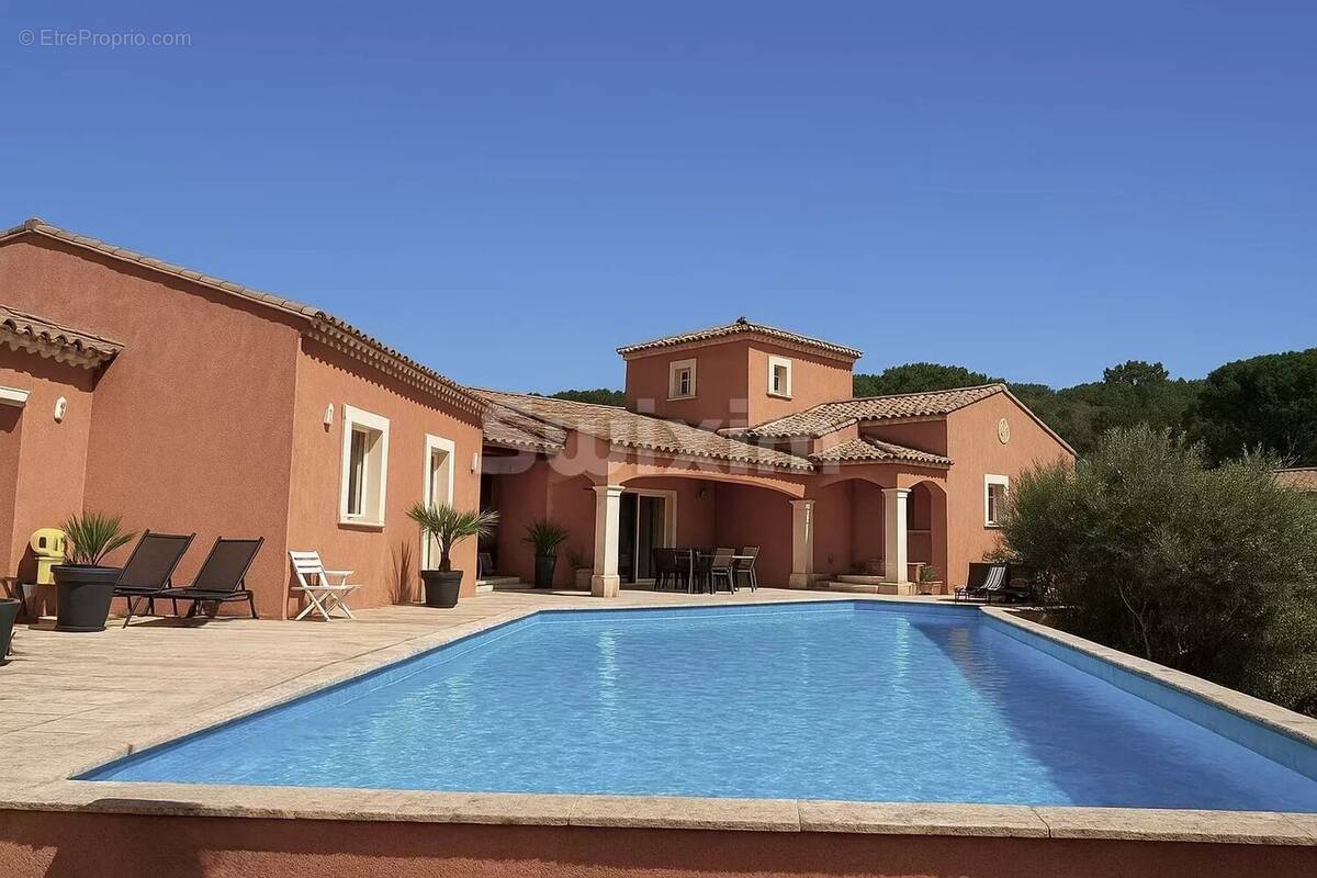 Maison à SAINT-PAUL-TROIS-CHATEAUX