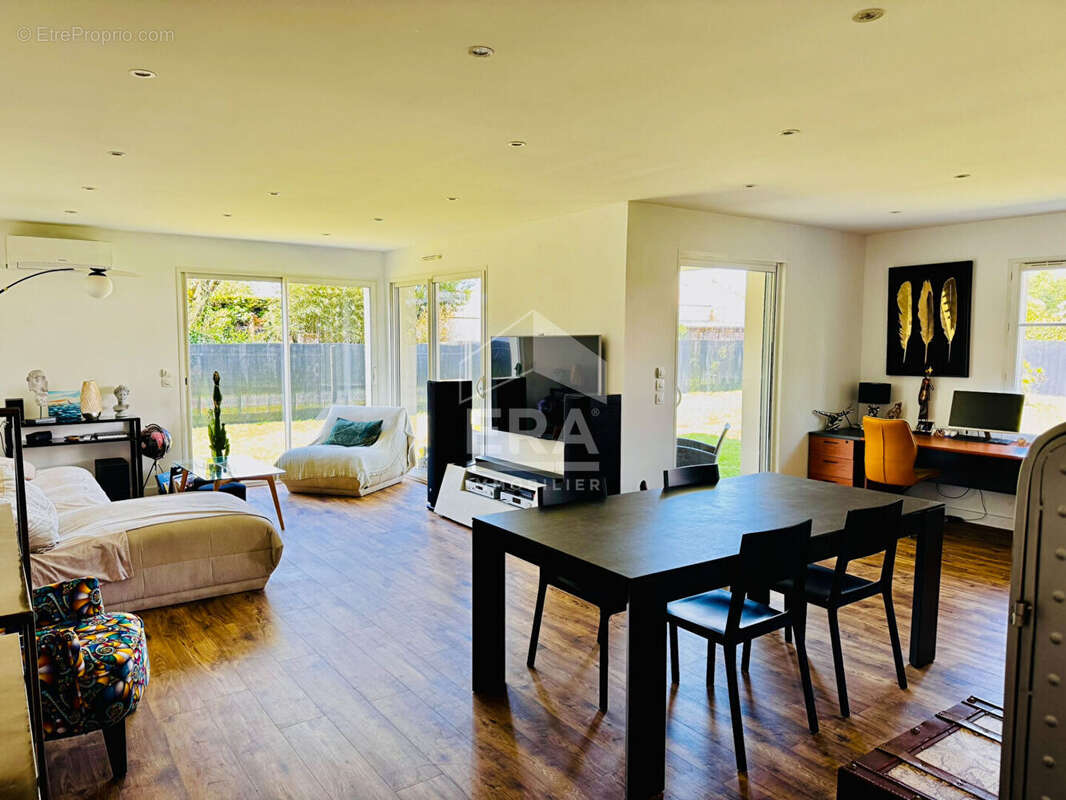 Maison à SAINT-PALAIS-SUR-MER