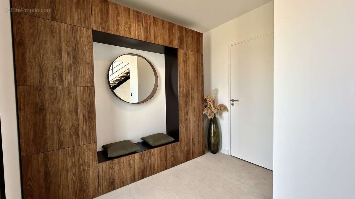 Maison 168 m² à Chateaugiron  - photo 2