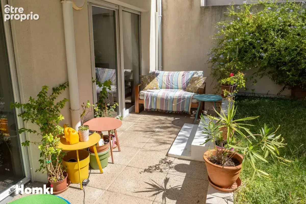 Appartement T3 de 60 m² à Marseille 13008, Rue Gaz du Midi - photo 2