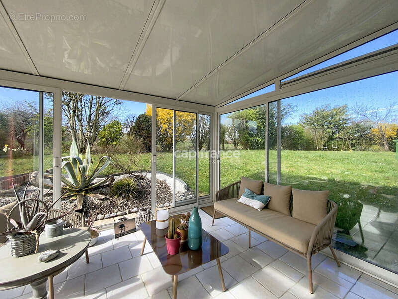 Maison à ROCHECORBON