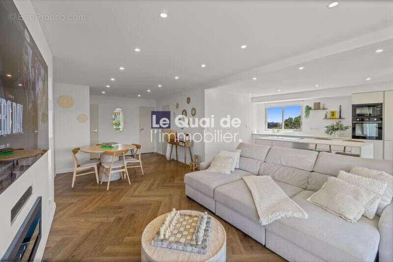 Appartement à LE CANNET