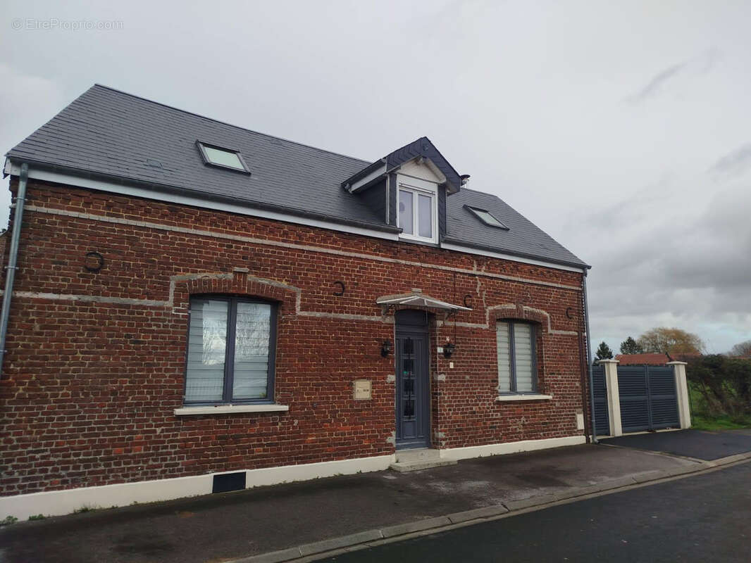 Maison à VAUX-ANDIGNY