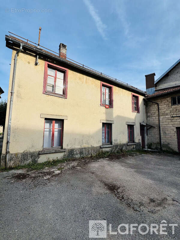 Appartement à MAICHE