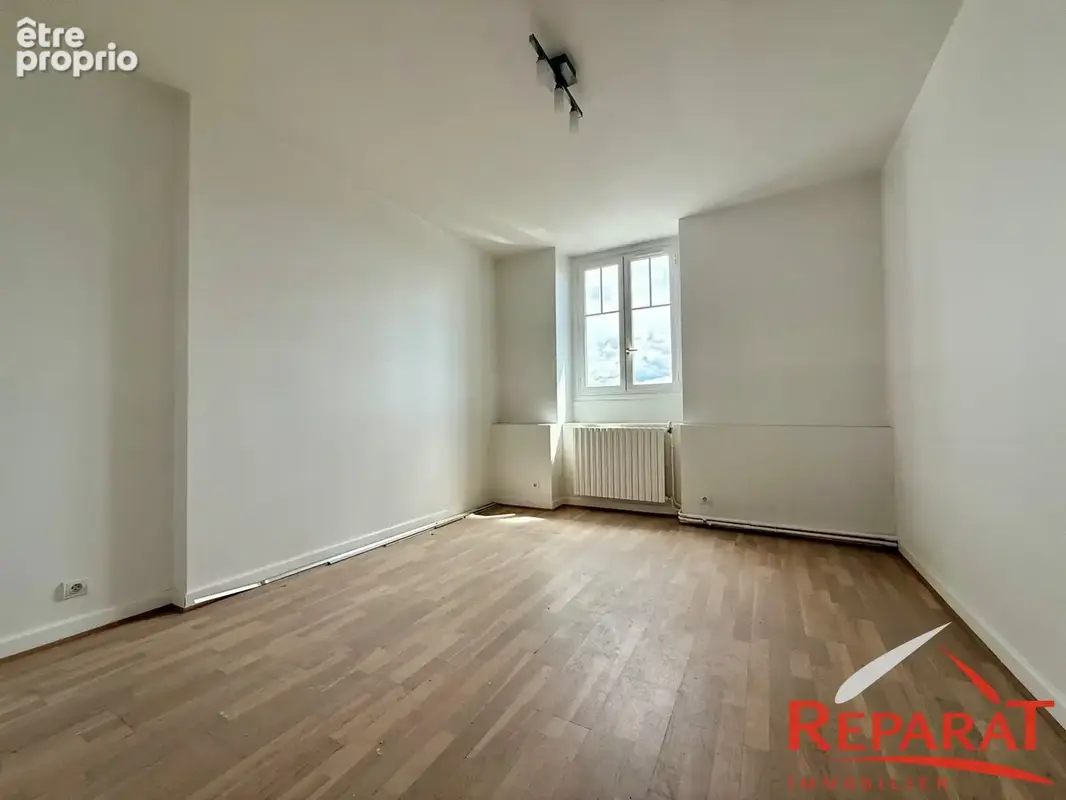 Appartement 4 pièces 160 m² à vendre à Brive-La-Gaillarde (19100) - photo 3
