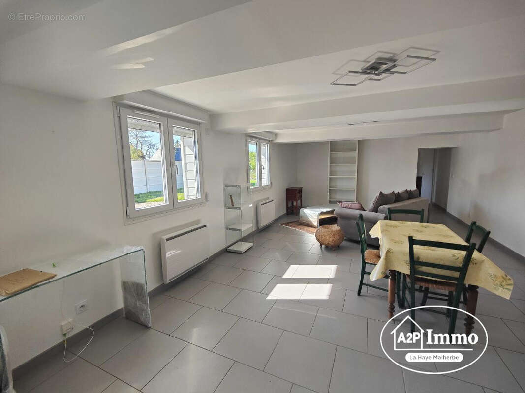 Maison à THIBOUVILLE