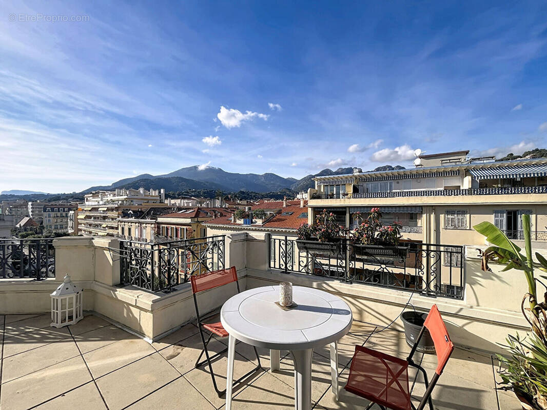Appartement à MENTON
