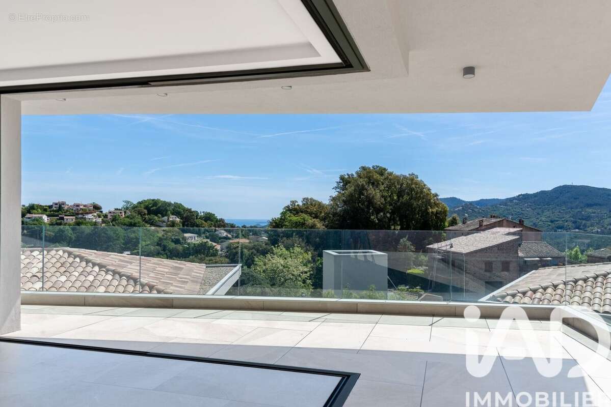 Appartement 96 m² à Les Adrets-De-L'esterel  - photo 3