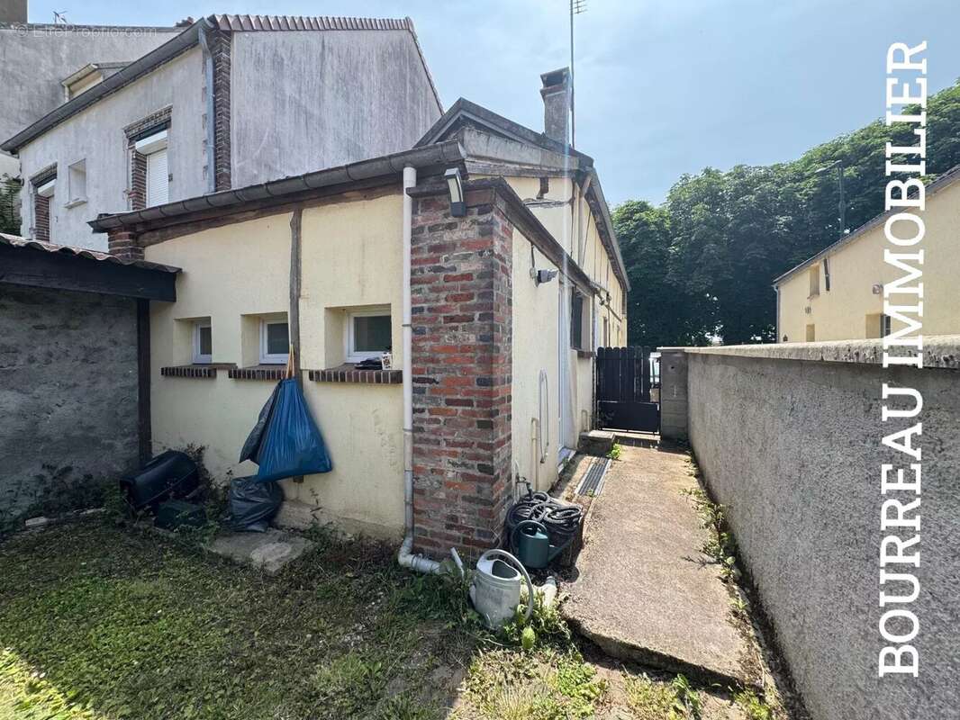 Maison à JOIGNY