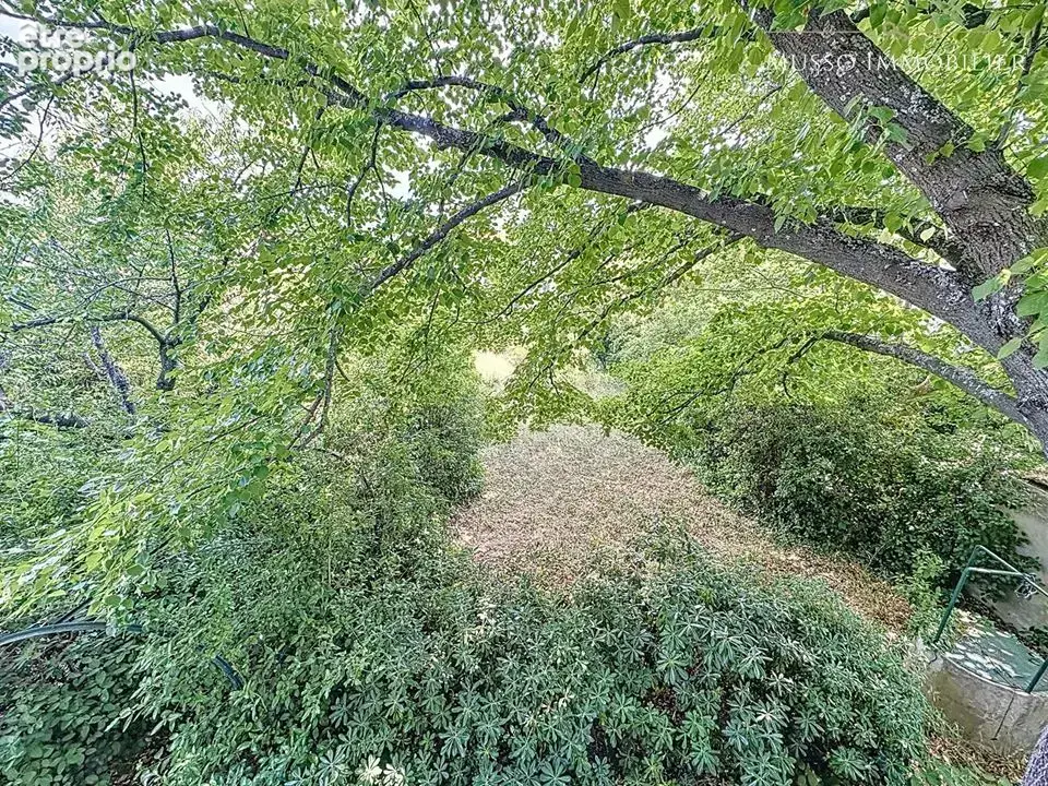 Terrain 450 m² à Allauch  - photo 2