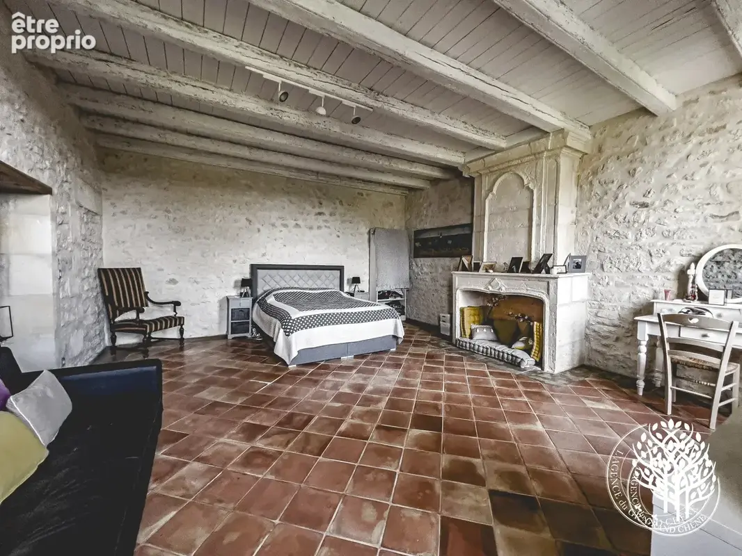 Logis saintongeais et ses dedendances restaurees hors perimetre inondation - photo 24