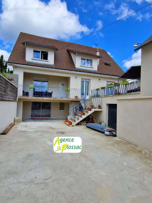Maison à CHATELLERAULT