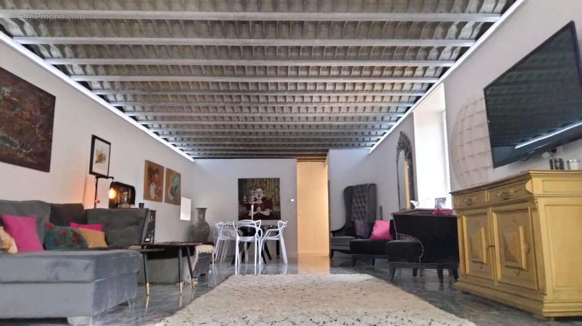 SALON DINING - Maison à TUSSON