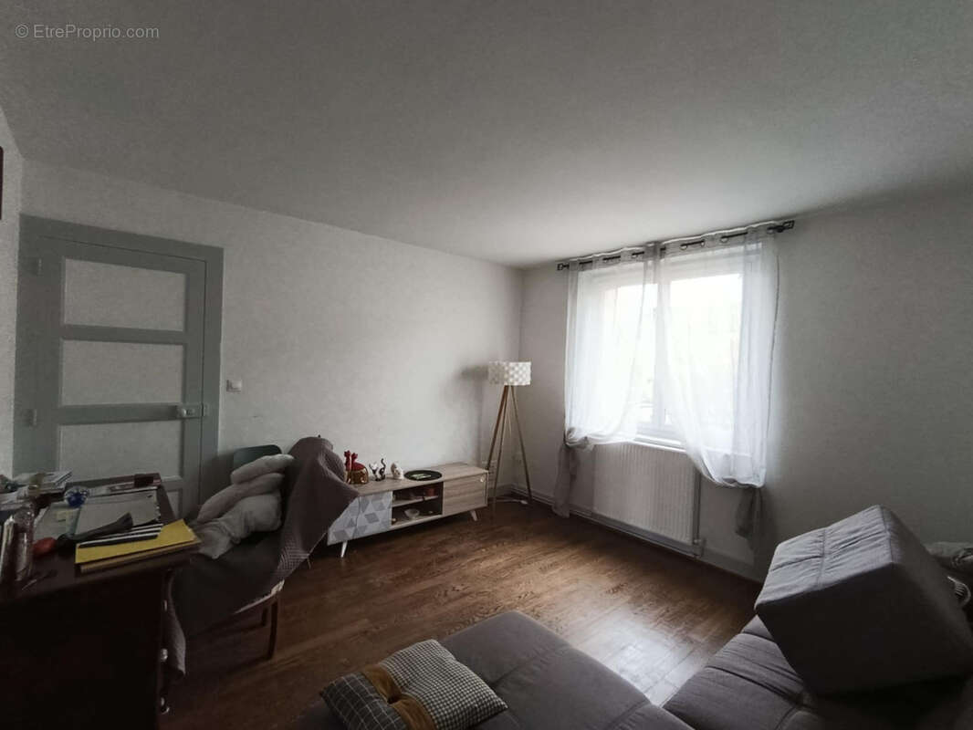 Maison à DAMELEVIERES