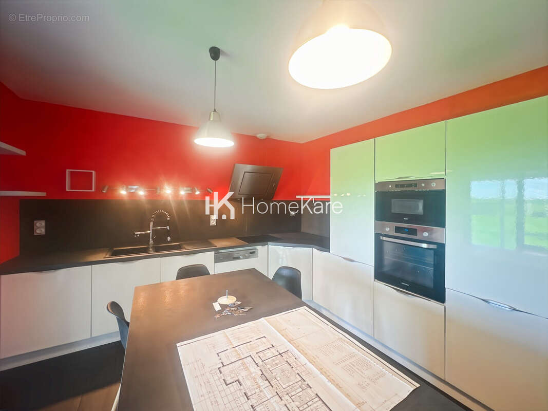 Maison à MONTREJEAU