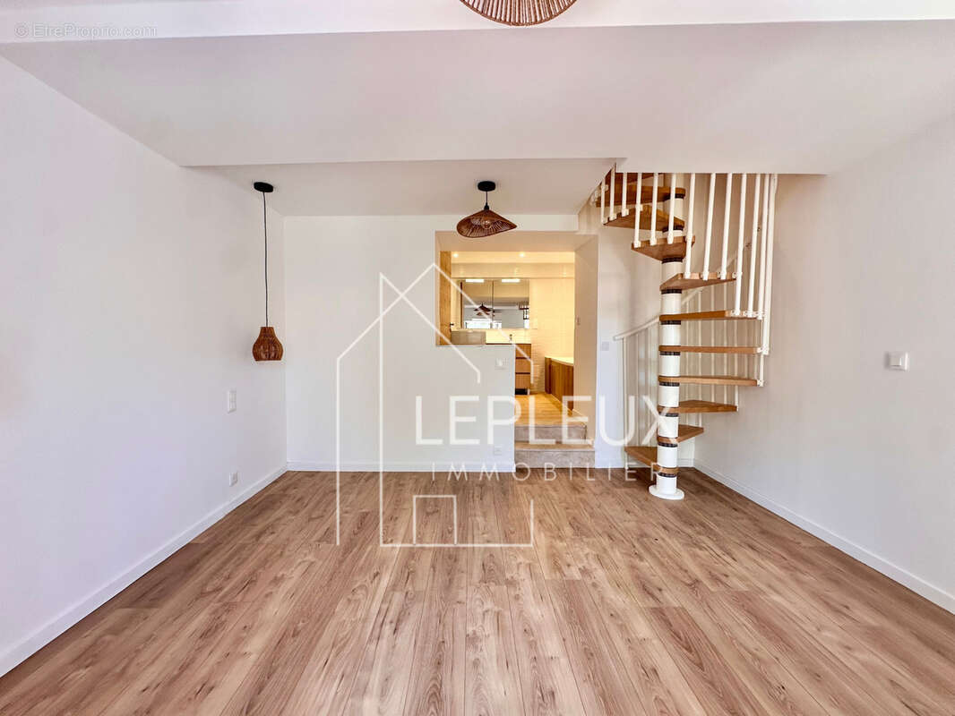 Maison de village 60 m2 avec jardin à Spéracèdes 3 pièces - photo 12