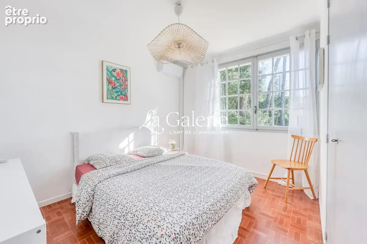 Maison 6 pièces 137 m² à vendre à Sanary-Sur-Mer (83110) - photo 9