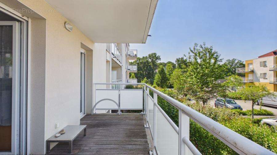 Appartement 57 m² à Plescop  - photo 7