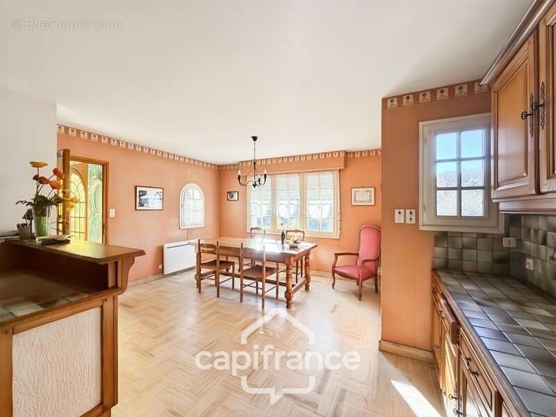 Maison à SAINT-GERAND