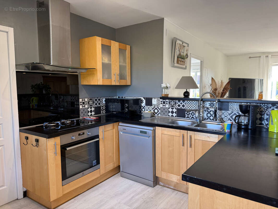 Maison 155 m² à Montgivray  - photo 5