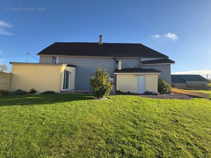 Maison à SAINT-SAMSON-DE-BONFOSSE