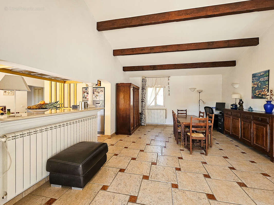 Maison à LORGUES